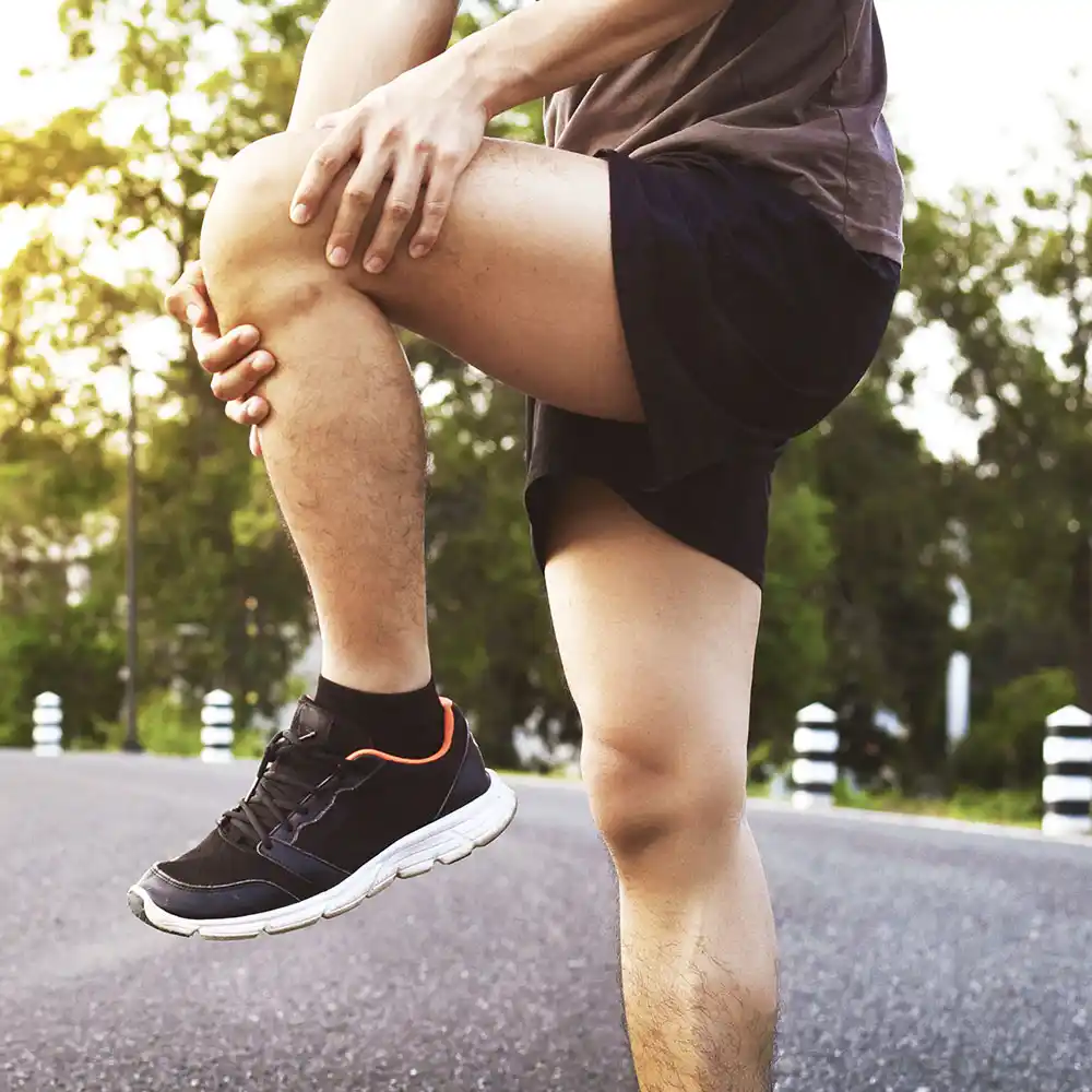 meniscus_img Athlete Having Knee Pain